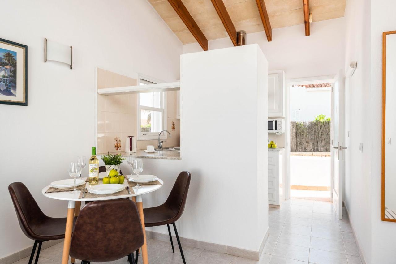Rimar 5, 2 Bedroom Apartment, Cap D'Artrutx Cala en Bosch Kültér fotó