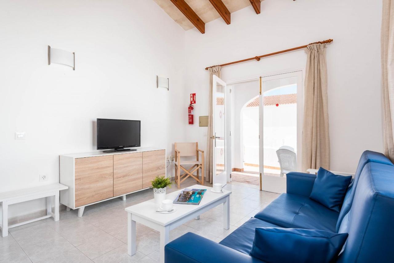 Rimar 5, 2 Bedroom Apartment, Cap D'Artrutx Cala en Bosch Kültér fotó