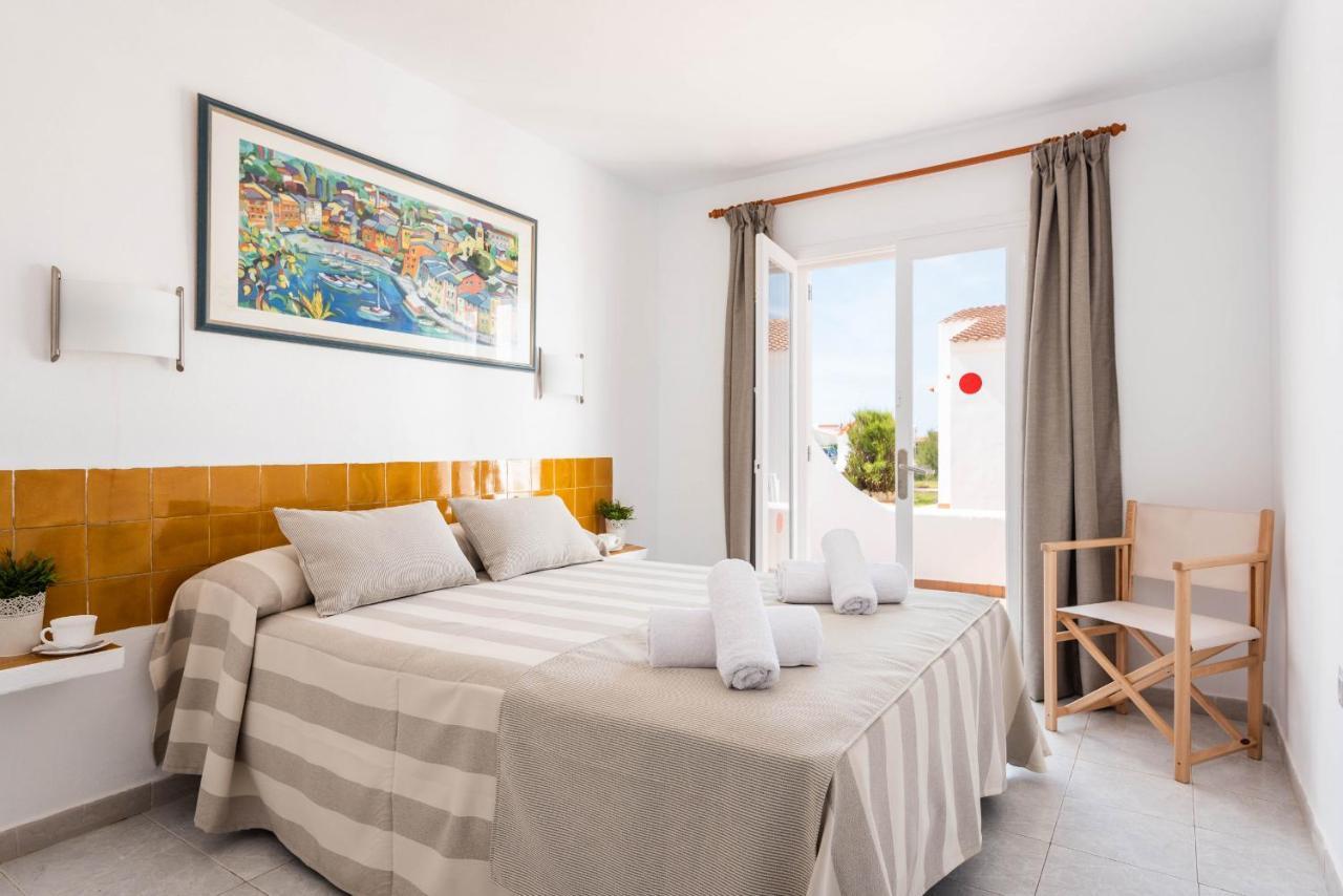 Rimar 5, 2 Bedroom Apartment, Cap D'Artrutx Cala en Bosch Kültér fotó
